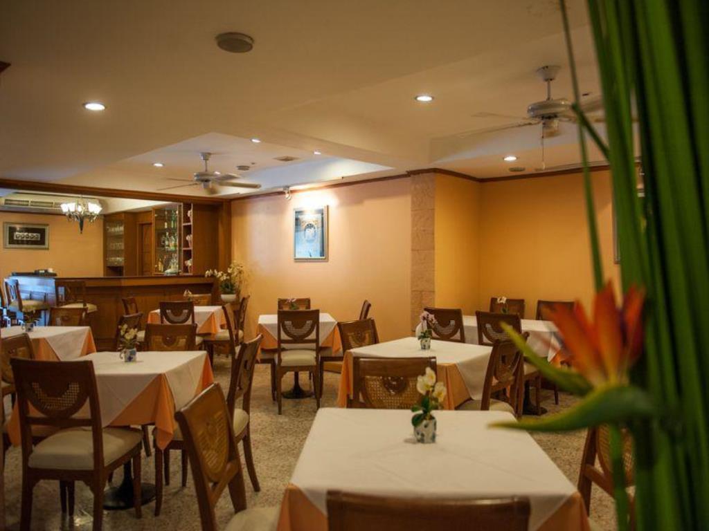 Lido Beach Hotel Pattaya Exterior photo